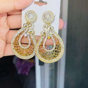 Gold earrings